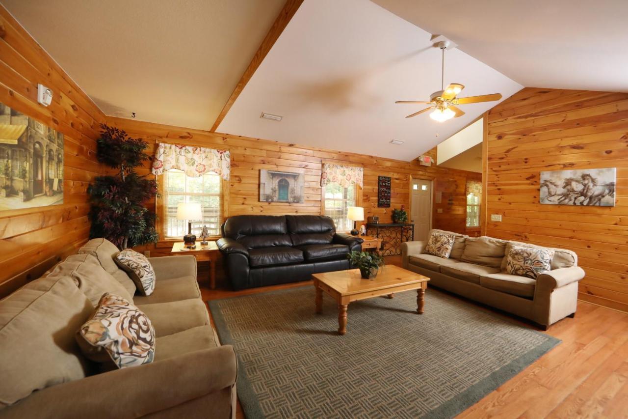 Oak Tree Lodge #3 Pigeon Forge Bagian luar foto